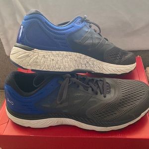 Men’s 940 New Balance Running Shoes